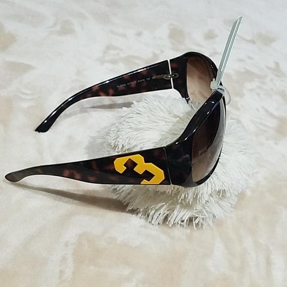 Ralph Lauren Sunglasses - Picture 5 of 9